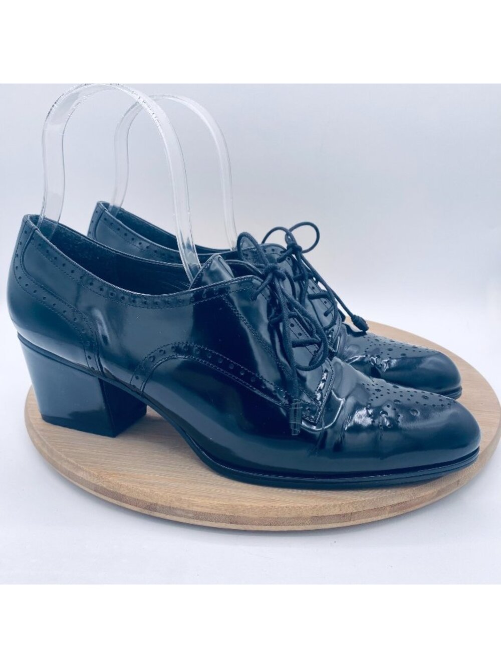 Stuart Weitzman Boots Womens 10 Black Leather Lace Up Wingtip Ankle Booties